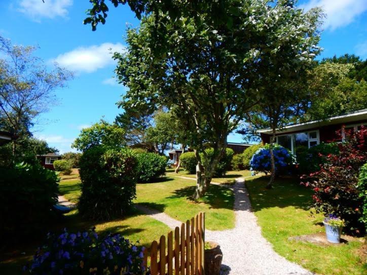 Mount Hawke Holiday Bungalows Porthtowan Eksteriør bilde